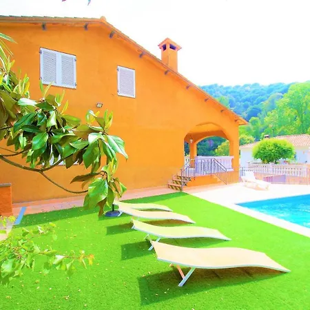 V&v Lloret: Beachside With Private Pool *