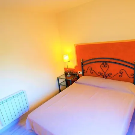 V&v Lloret: Beachside With Private Pool Lloret de Mar